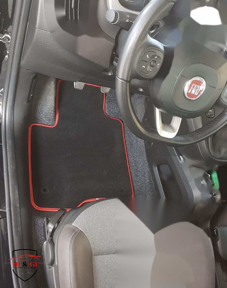 Tappeto premium nero con bordo rosso, Fiat