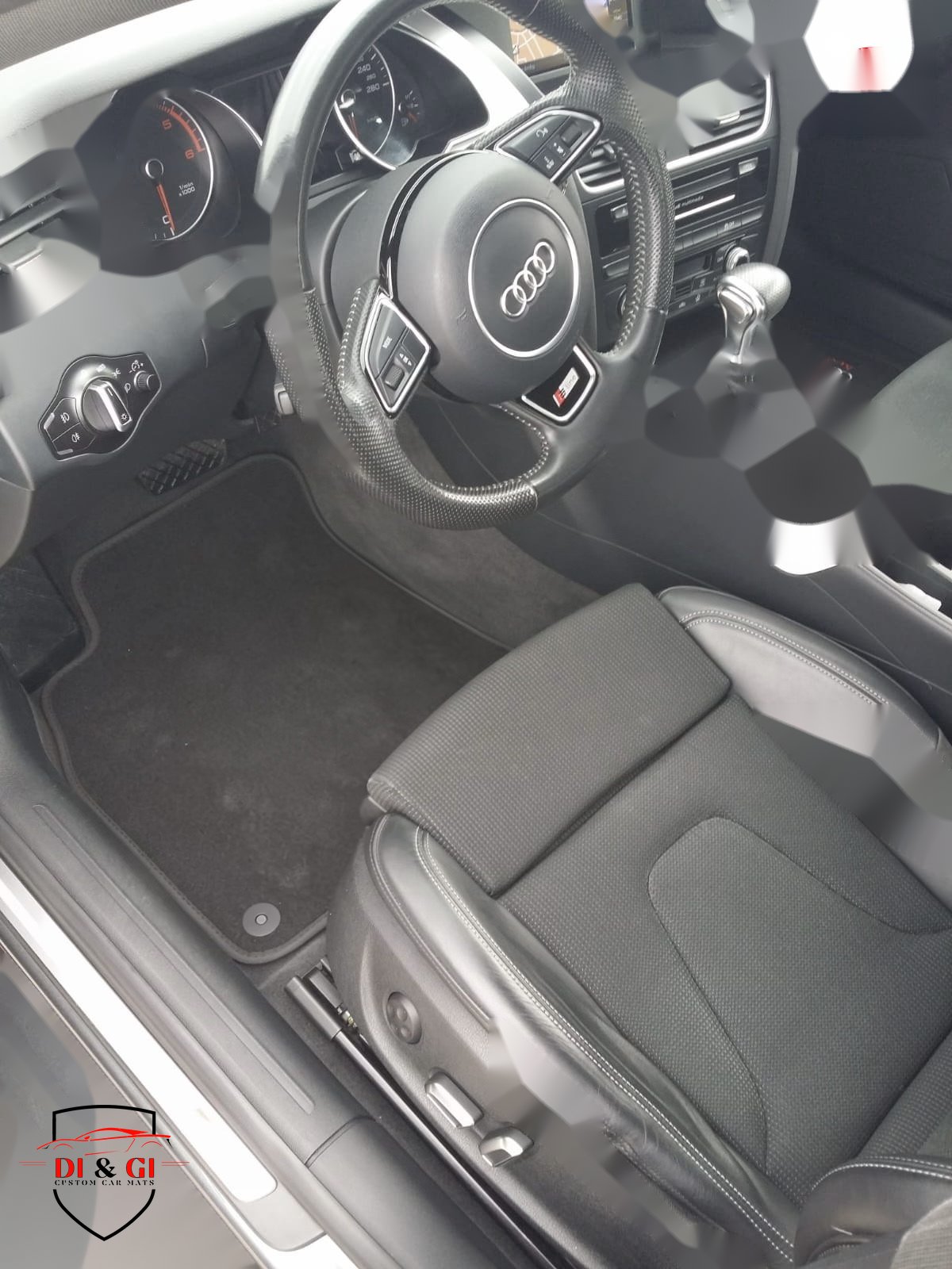 Tappeto premium antracite montato, Audi